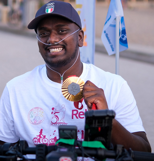 10campione con medaglia