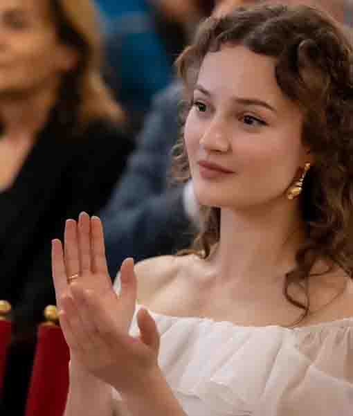 18Hildegard De Stefano talento bellezza eleganza gentilezza