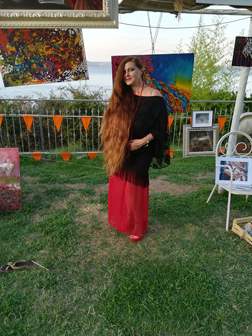 18Sara Pastore