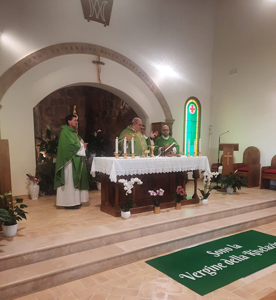 20Un momento della Santa Messa