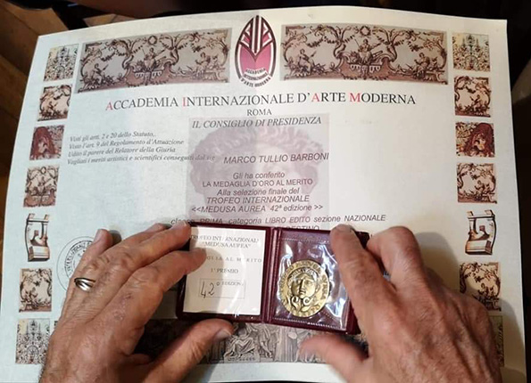 21pergamenamedaglia
