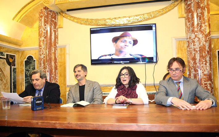 25AndreaMenaglialtavolo