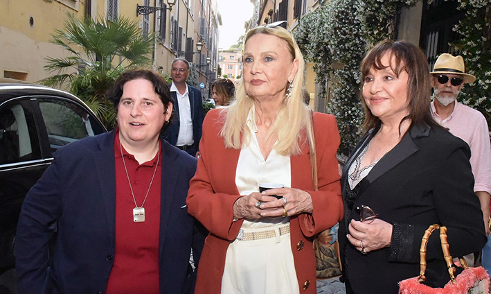 25Annarita Campo Barbara Bouchet ed Adriana Russo1