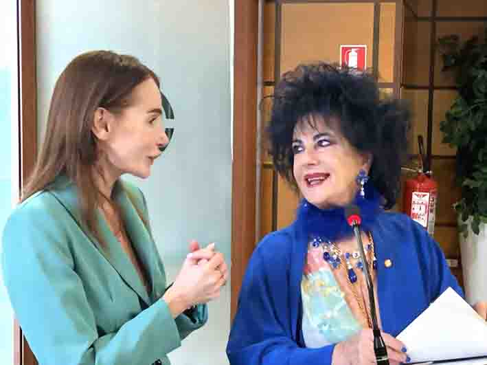 25Intervistata sul podio