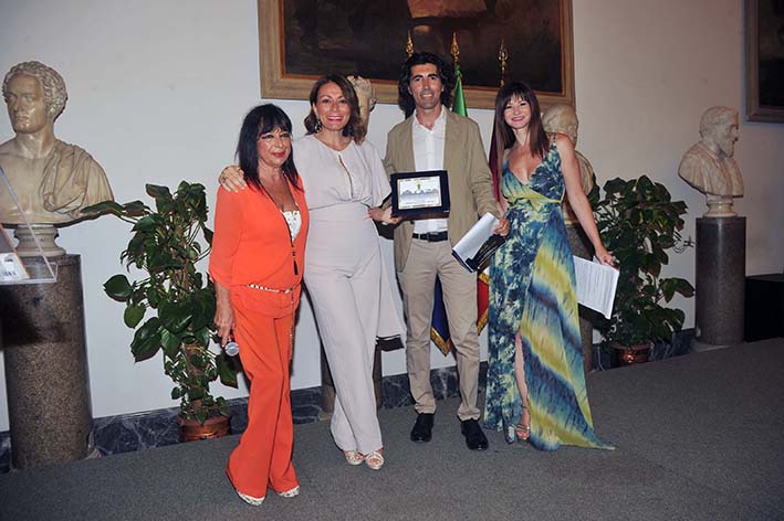 25Premio Alma Manera