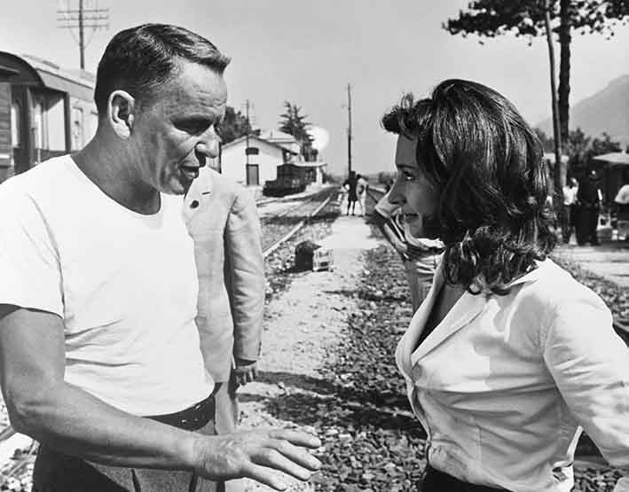 25RAFFAcreditREPORTERSASSOCIATIL COLONNELLO VON RYAN SINATRA CARRA 1965