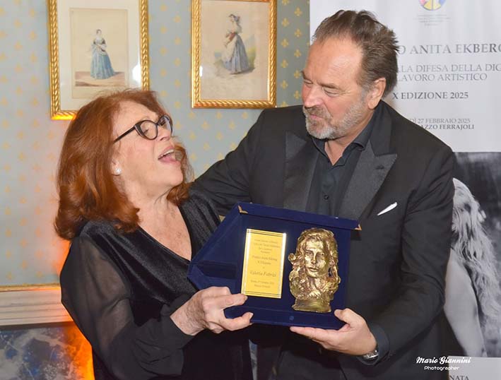 25Valeria FabriziSebastiano Somma