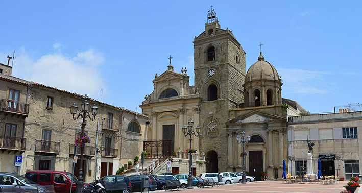 25comunetroina
