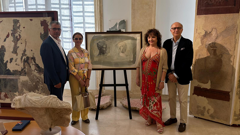 27Il Cav. Aniello Celentano Carla moglie dellarchitetto Adriana Russo e larchitetto Romano Mastrella