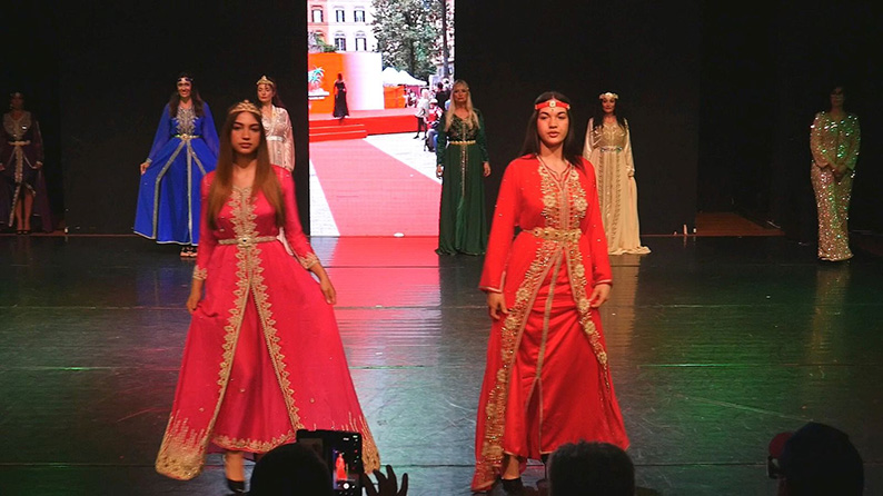 28belleinrosso