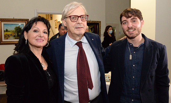 Angela Balsamo ed il figlio Michele Sergianni con Vittorio Sgarbi