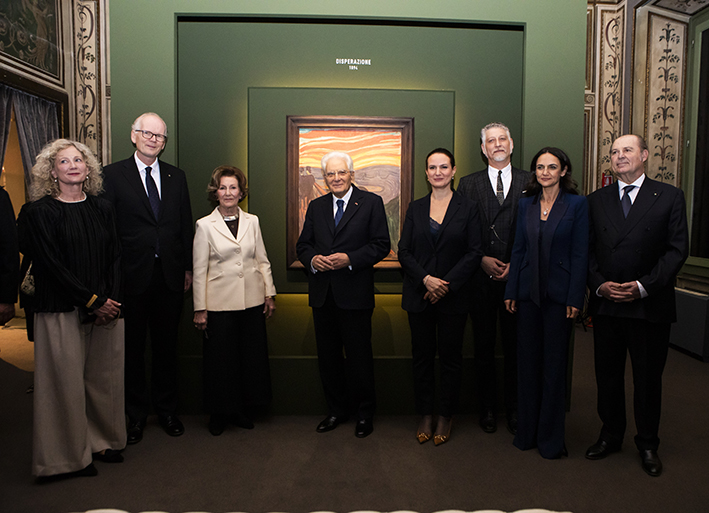 La Regina Sonja di Norvegia e il Presidente Mattarella con il Ministro Giuli assieme a Siena e Taccone alla mostra di Munch