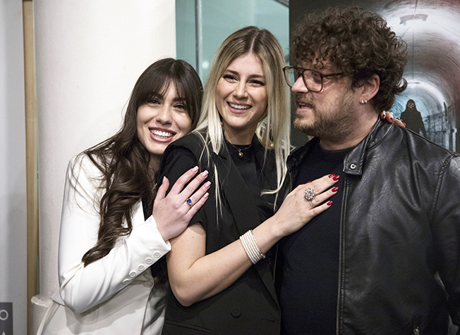 23Valentina CapuanoAlessandra Pellegrino e Dario Germani